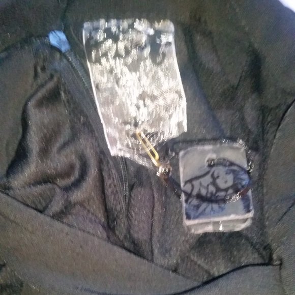 Coco & Tashi LBD with sheer sleeves NWT - Picture 5 of 6